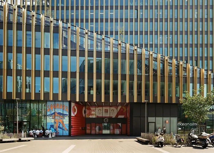 Hôtel avec vue: Edgar Suites Lille - Shake